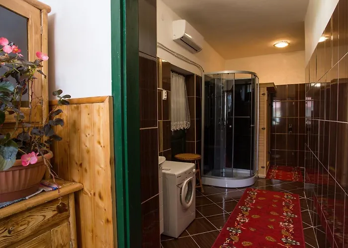 B&B Piros Ponty Panzio